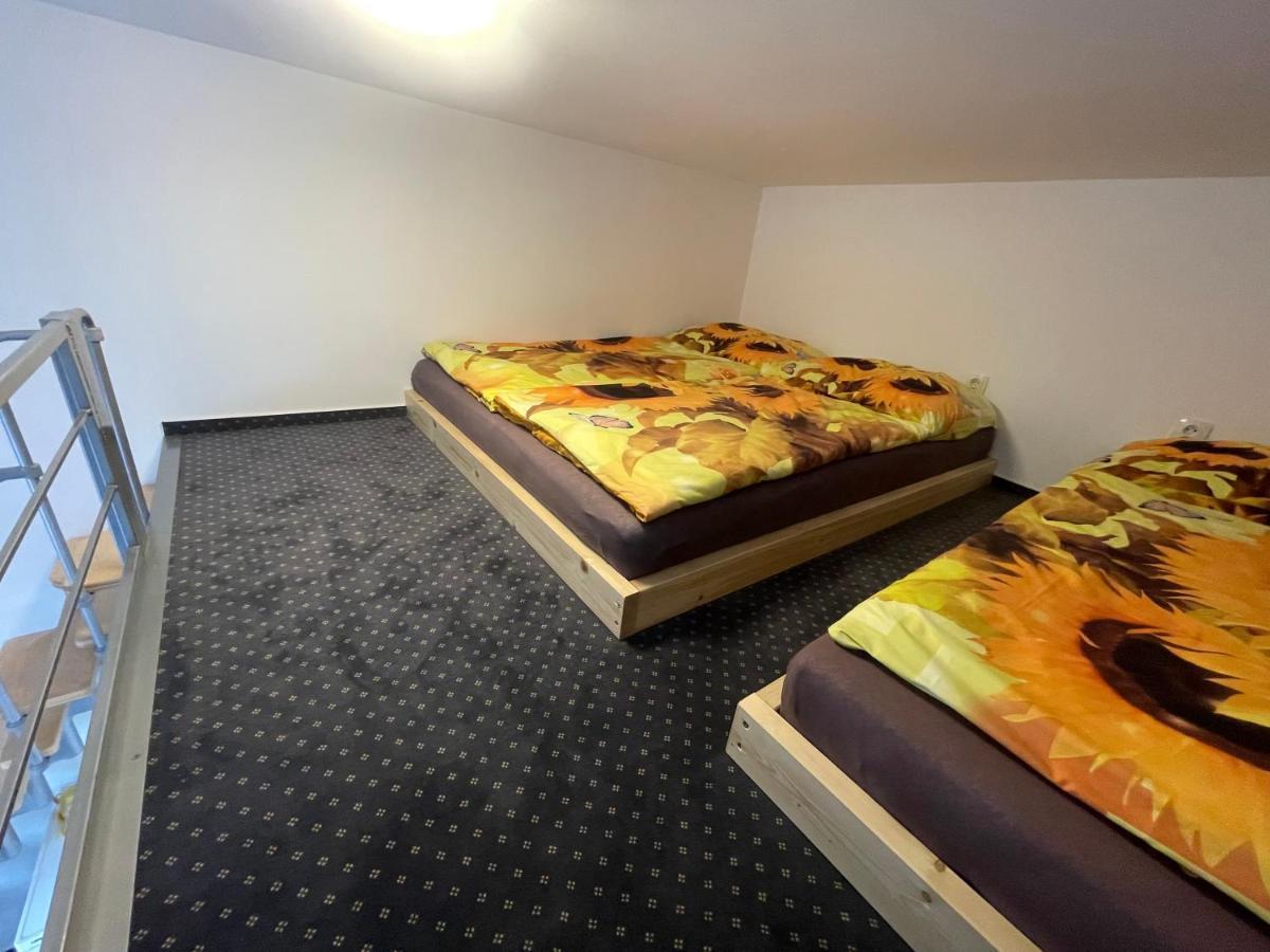 Pension Hajek Прага Экстерьер фото